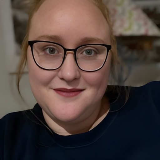 Lauren McCauley a Communications and Arts Administration Professional, at WoodGreen Community Services. Lauren is the primary point of contact for BlogLogistics.